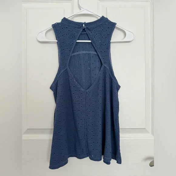 Aerie Eyelet Open-back Tank - Picture 2 of 4